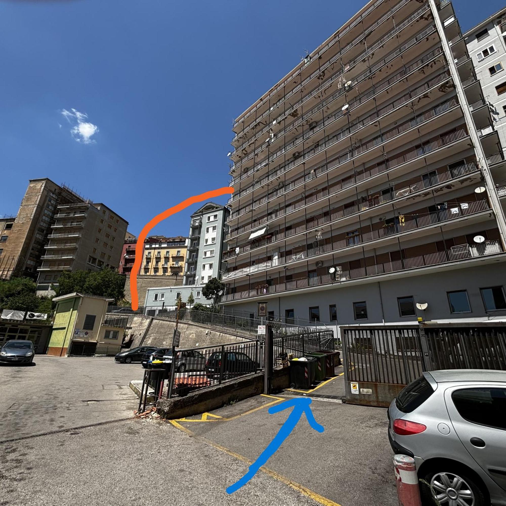Room & Parking In Centro Citta Con Parcheggio Privato E Wifi Potenza Kültér fotó